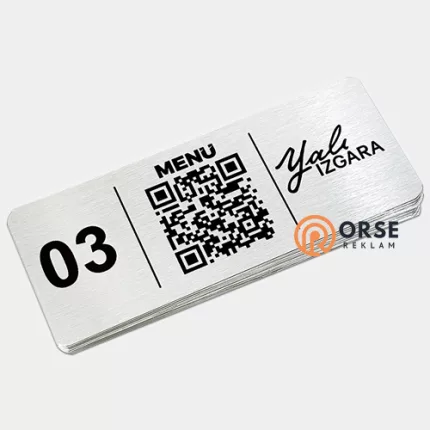 qr etiket uzun metal masa için
